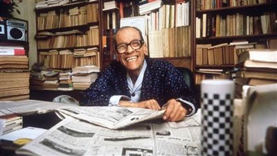 في ذكرى لرحيله.. ننشر أبرز مراحل حياة نجيب محفوظ الأدبية