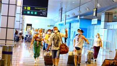 سلطة الطيران المدني: السماح للقادمين لـ 4 مطارات بإجراء تحليل كورونا