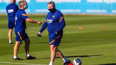 كومان يقود مرانه الثاني في برشلونة في غياب ليونيل ميسي