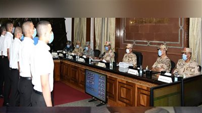 عاجل.. وزير الدفاع يتفقد إجراءات القبول بالكليات العسكرية  
