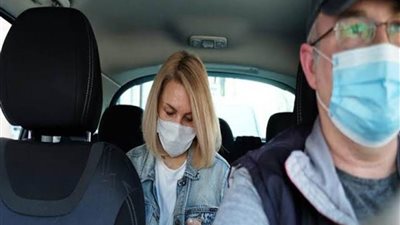 أوبر ستجبر عملاءها على التقاط صورة سيلفي لإثبات ارتدائهم الكمامات 