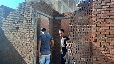 حي غرب ينفذ حملة مكبرة لإزالة عقارات مخالفة 