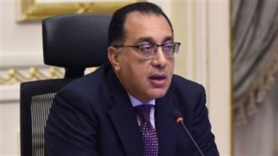 رئيس الوزراء يوجه بسرعة الإنتهاء من طريق 
