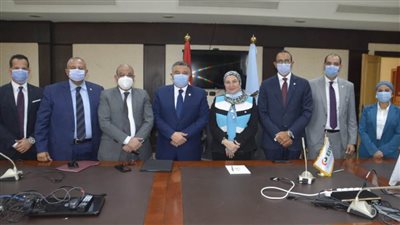 بروتوكول تعاون بين البنك المصري لتنمية الصادرات والأوقاف لنقل 1253 ورشة بالغردقة