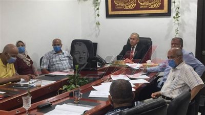  مجاهد يبحث مع مستشار وزير الإسكان إحلال وتجديد محطات المعالجة