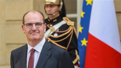 رئيس الوزراء الفرنسي يعلن خطة إنعاش اقتصادي قيمتها 100 مليار يورو