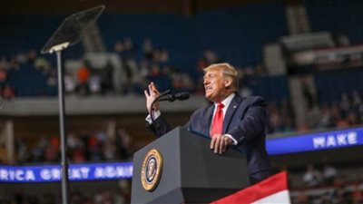 ترامب يعلن سبتمبر شهرا للتأهب الوطني لمواجهة الكوارث بالولايات المتحدة