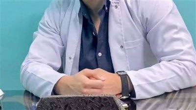 سقوط طبيب نفسي يطلب من السيدات ممارسة الأعمال المنافية للآداب بدعوى العلاج