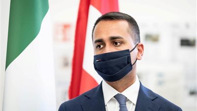 وزير الخارجية الإيطالي يتعهد بإعادة اللاجئين التونسيين إلى بلادهم