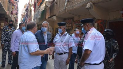 تنفيذا لتوجيهات رئيس الجمهورية.. إزالة أدوار لبرجين مخالفين بشبرا الخيمة