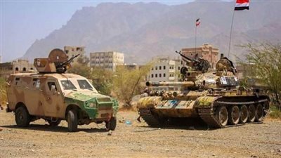 قوات الجيش اليمني تقطع خطوط إمداد الميليشيا الحوثية في عدة مواقع مهمة