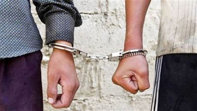 ضبط موظفين بوحدة محلية بالصف احتالا على مواطنين