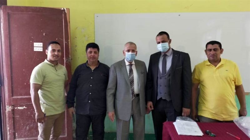 مجاهد يدلي بصوته