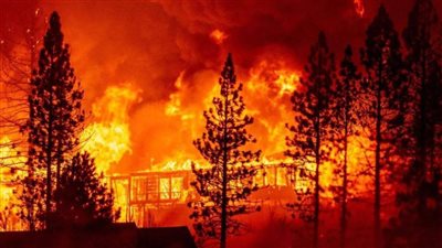 حرائق الغابات غير المسبوقة تلتهم بلدات أوريجون الأمريكية