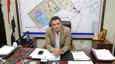 رئيس جهاز مدينة 6 أكتوبر يتابع تسهيل إجراءات التصالح في مخالفات البناء