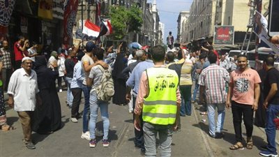 أهالي المنشية يهتفون