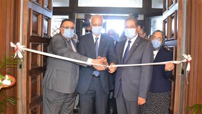 الكردي يفتتح قاعة مجلس الجامعة فى ثوبها الجديد