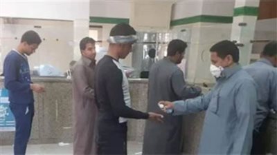 عاجل.. القوى العاملة  تكشف حقيقة صرف 1000 جنيه من الحكومة لكل أسرة