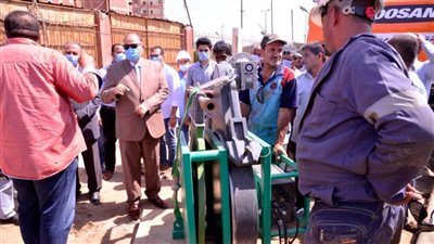 محافظ أسيوط يعلن إصلاح كسر خط طرد 600 مم الوليدية وعودة المياه تدريجيًا