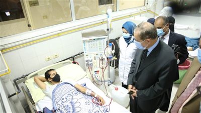 محافظ كفر الشيخ يفتتح العناية المركزة بالهلال الأحمر