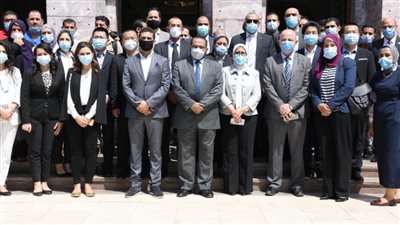 عاجل.. وزيرة الصحة تعلن رسميا بدء إجراء التجارب السريرية على لقاحين لكورونا