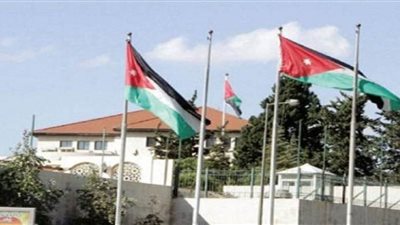 الأردن: تعليق غالبية المدارس وإغلاق المطاعم والأسواق ودور العبادة 14 يومًا