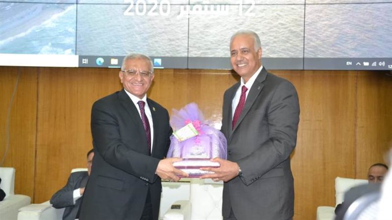 تكريم الكردى