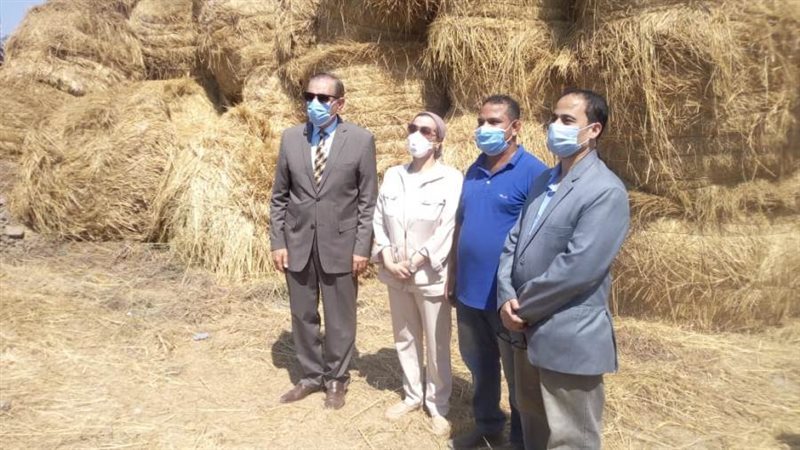 وزيرة البيئة ومحافظ