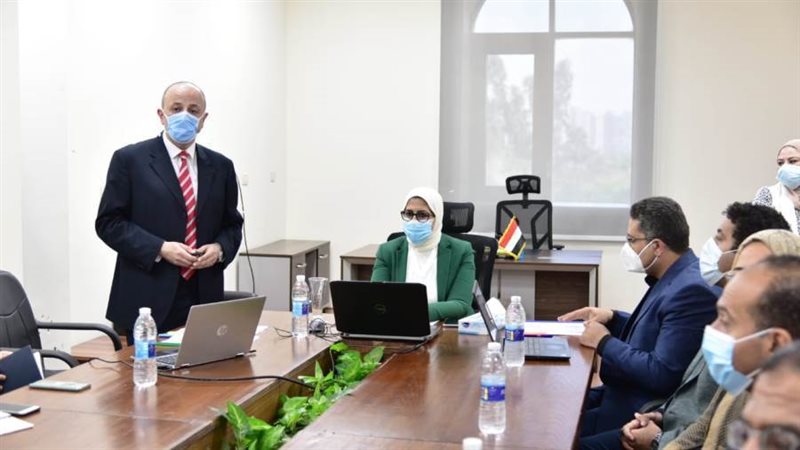 وزيرة الصحة في الاجتماع