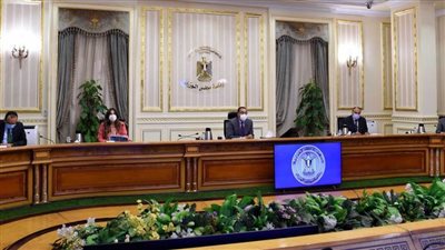 رئيس الوزراء يٌكلف المحافظين بزيادة عدد الموظفين لاستقبال طلبات التصالح في مخالفات البناء