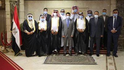 وزير الرياضة يبحث مع رئيس اتحاد الهجن سُبل الارتقاء برياضة الهجن