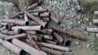 لن تصدق ماذا كان يبيع هذا الموظف عند ضبطه