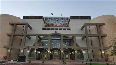 محتويات مبنى العروض الفنية بمجمع الفنون والثقافة بجامعة حلوان