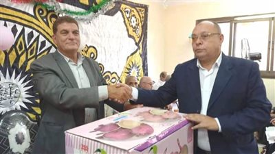 كلمات مؤثرة قالها مدير الإدارة الزراعية عقب تكريمه لبلوغ سن التقاعد