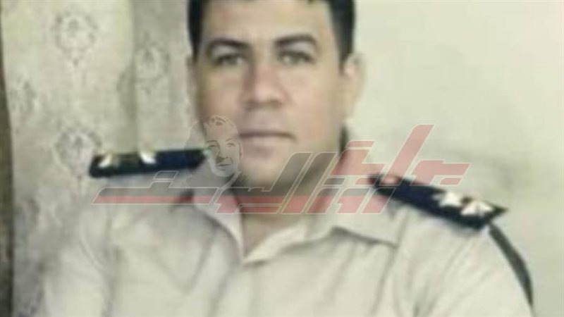 النقيب مصطفى عبدالجليل