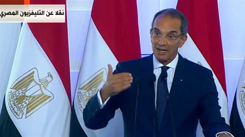 وزير الاتصالات