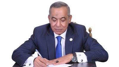 سفير لاتفيا بالقاهرة: مصر استطاعت الحفاظ على نمو اقتصادها رغم وباء كورونا