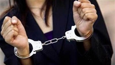 ضبط سيدة استدرجت طفلة وسرقة قرطها الذهب بالدقهلية 