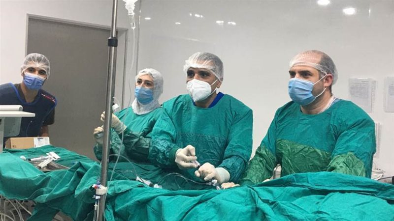 إجراء جراحات دقيقة