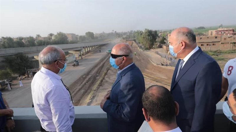 كامل الوزير خلال