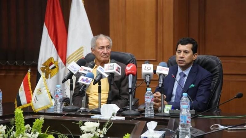 حسن مصطفي وأشرف صبحي