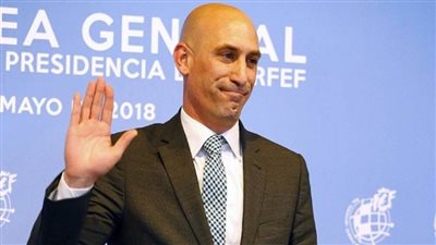 رسميا .. إعادة انتخاب لويس روبياليس رئيسا لاتحاد الكرة الإسباني