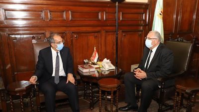 وزيرا الزراعة والاتصالات يبحثان استخدام الذكاء الاصطناعي في تطوير قطاع الزراعة