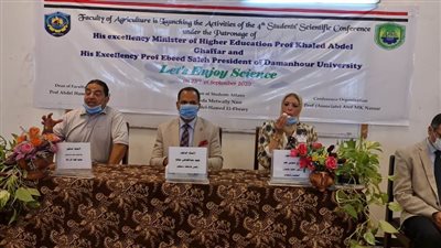 انطلاق المؤتمر العلمي لمشاريع التخرج لطلاب زراعة دمنهور
