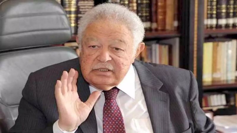 نقيب المحامين