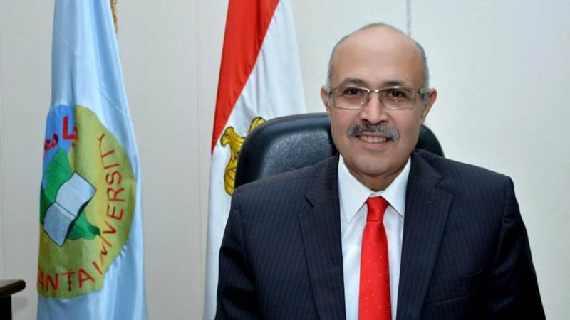 الدكتور عماد عتمان