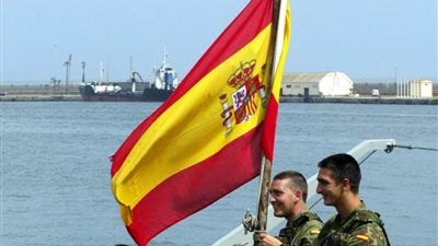 إسبانيا تصدر مذكرة توقيف دولية ضد 3 عسكريين مغربيين