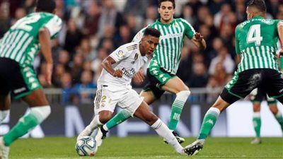 ريال مدريد يحل ضيفًا ثقيلًا على ريال بيتيس الليلة