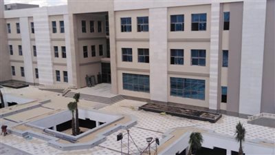 الإسكان: الالتزام بالجدول الزمني المُكثف لإنهاء تنفيذ الجامعة الأهلية بالعلمين الجديدة