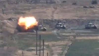 عاجل.. أرمينيا تدمر 3 دبابات أذرية  في 